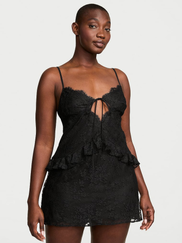Dare To Dream Čipkované Volány Mini Slip