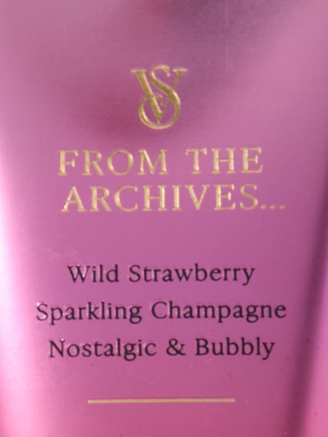 Strawberries & Champagne Parfumované Telové Mlieko 236 ml