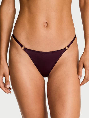 Tangá V-string s kovovými krúžkami