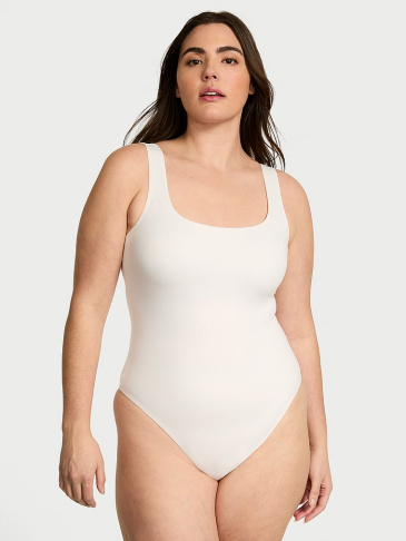 Body By Victoria'S Secret S Feathersoft™ Innovation Tielko So Štvorcovým Výstrihom