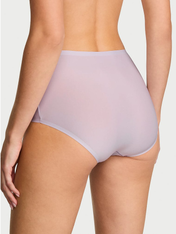 Stredne vysoké nohavičky Body by Victoria Flex moderného strihu.